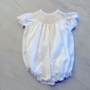 Lulu Bebe - white bubble - pastel details - ruffle sleeves - 9M